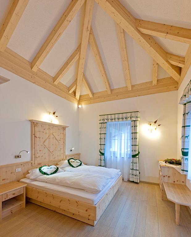 Cesa Melester Campitello di Fassa Room photo