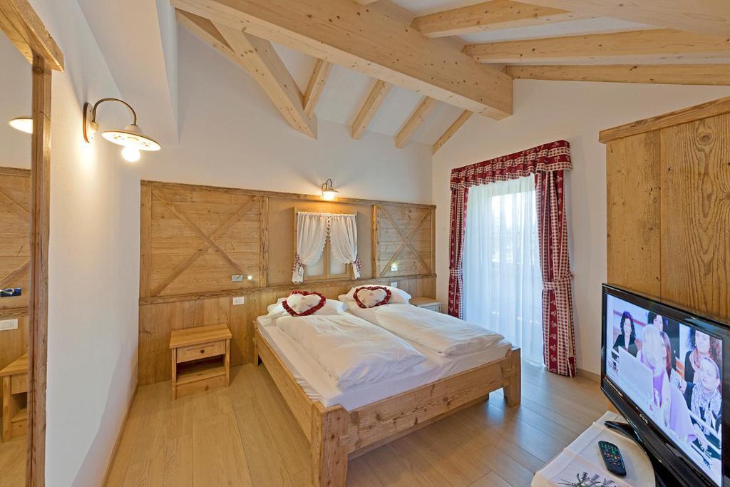 Cesa Melester Campitello di Fassa Room photo